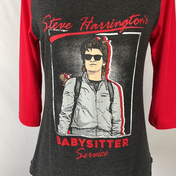 Stranger Things "Steve Harrington's Babysitter Service" Baseball Tee -Size Small - Picture 2 of 8